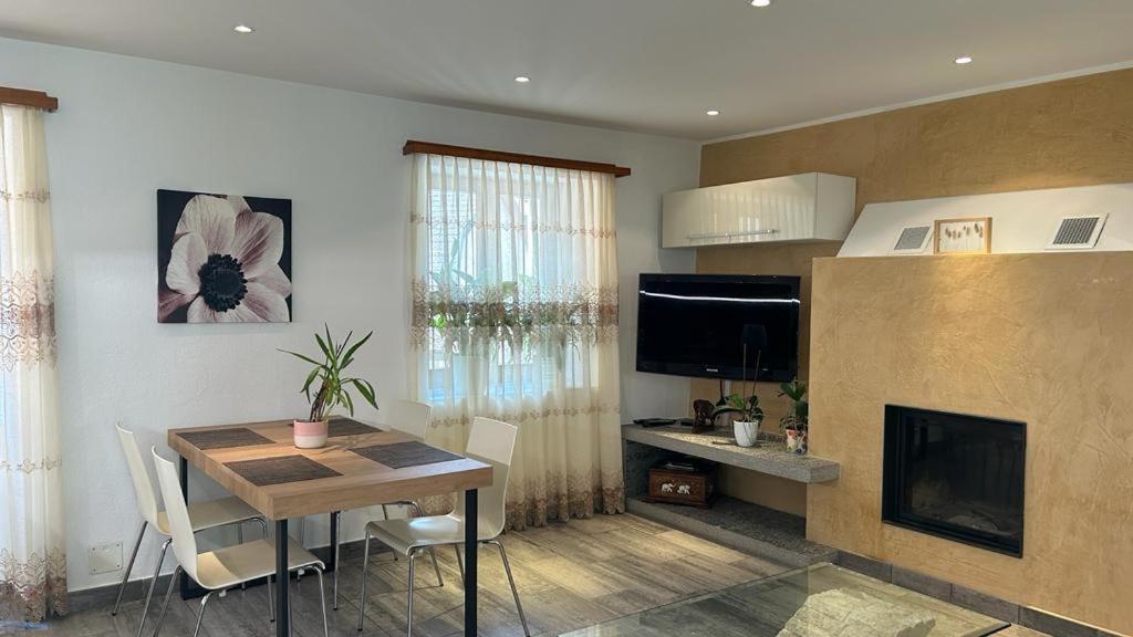 A Hilarious Hideaway In Roveredo Apartment Екстериор снимка